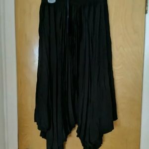 Stelen pleated handkerchief skirt